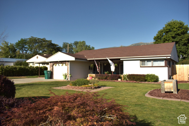 Photo 2 for MLS #2100697 at 806 Valeria Dr