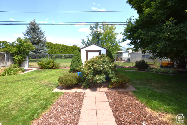 Photo 28 for MLS #2100697 at 806 Valeria Dr