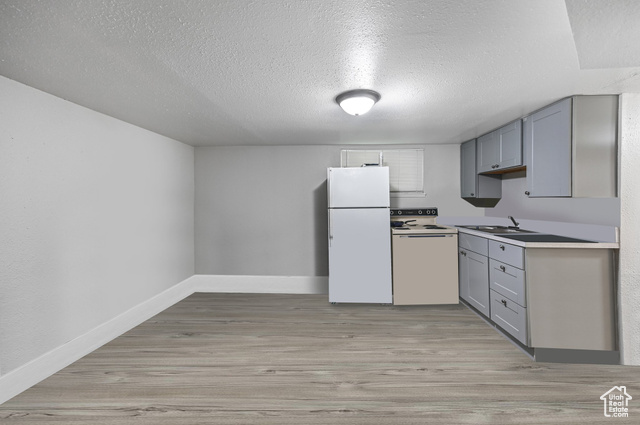 Photo 12 for MLS #2100710 at 440 N 400 East