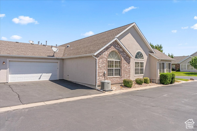 Photo 3 for MLS #2100725 at 3256 S Hunter Villa Ln #B