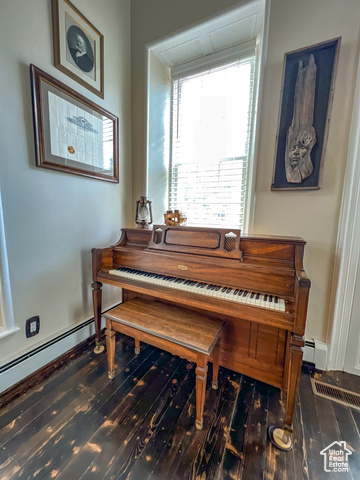 Photo 12 for MLS #2100758 at 38 E Center St