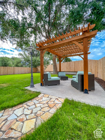 Photo 5 for MLS #2100758 at 38 E Center St