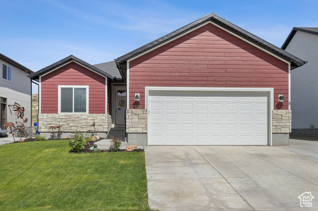Photo 2 for MLS #2100768 at 7926 N Bristlecone Rd
