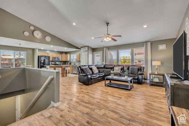 Photo 4 for MLS #2100777 at 6059 Bayshore Dr