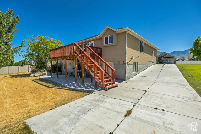 Photo 35 for MLS #2100777 at 6059 Bayshore Dr