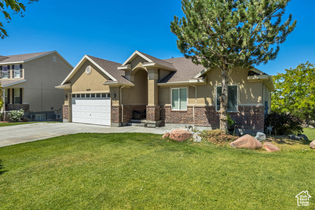 Photo 2 for MLS #2100777 at 6059 Bayshore Dr