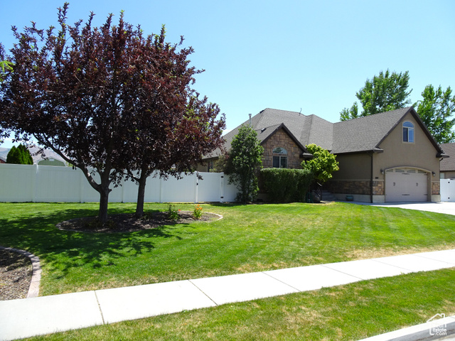 Photo 27 for MLS #2100794 at 844 N 400 East