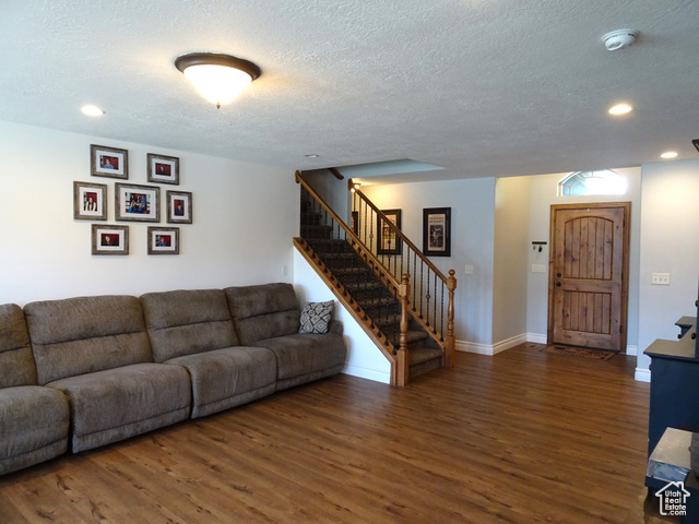Photo 4 for MLS #2100794 at 844 N 400 East