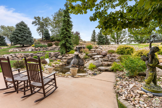 Photo 55 for MLS #2100807 at 596 S Cascade Ct