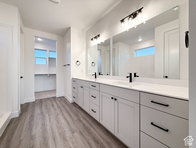 Photo 13 for MLS #2100845 at 3360 W Bonita #21