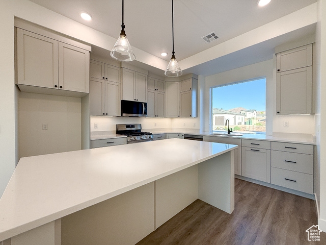 Photo 4 for MLS #2100845 at 3360 W Bonita #21