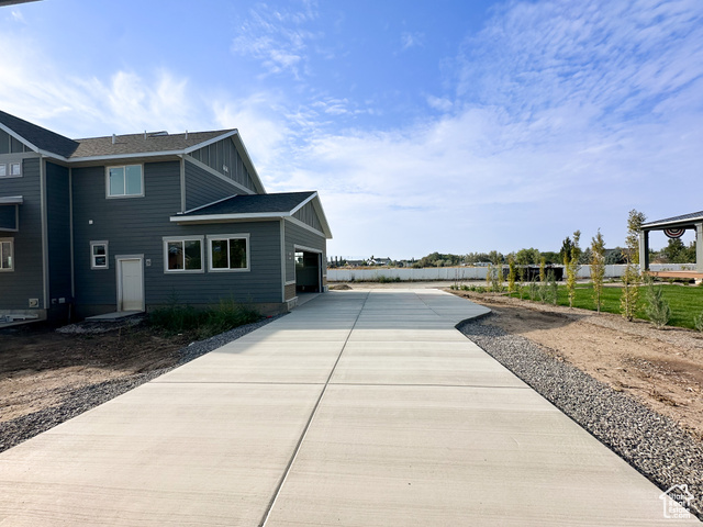 Photo 7 for MLS #2100846 at 554 W Cottle Ln