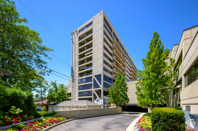 Photo 2 for MLS #2100856 at 560 E South Temple St #802