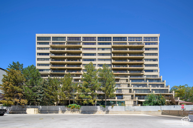 560 E SOUTH TEMPLE ST #802, Salt Lake City UT 84102