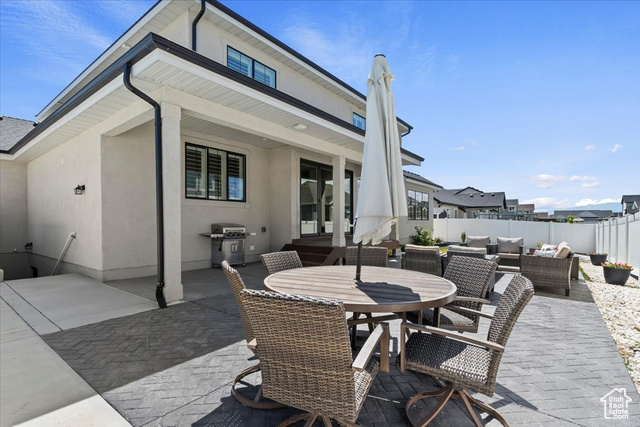1430 W Kelsey Way