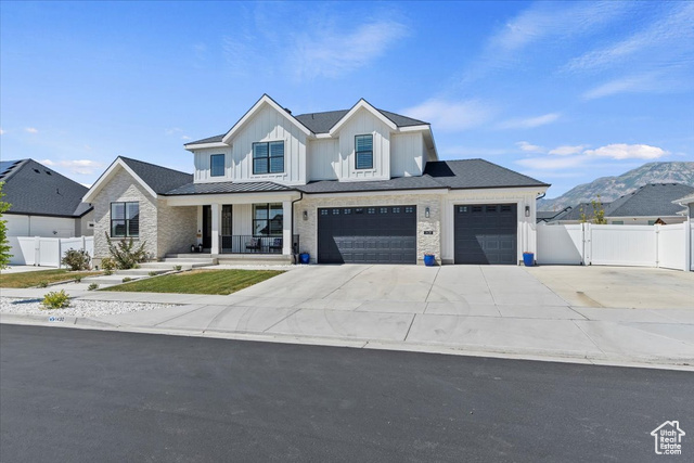 1430 W Kelsey Way