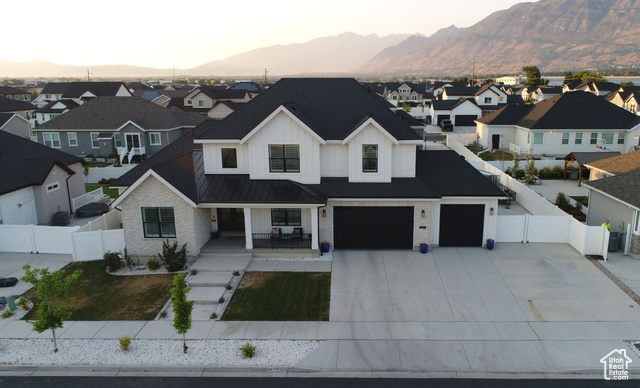 1430 W Kelsey Way