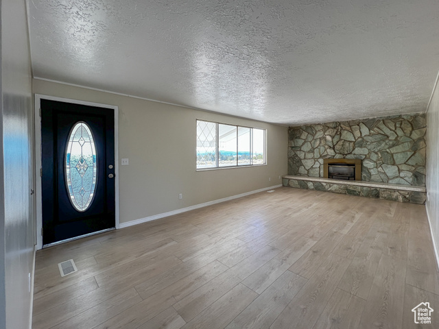 Photo 7 for MLS #2100879 at 607 E Geneva