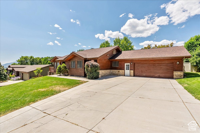 Photo 4 for MLS #2100902 at 877 E Cottonwood Dr #56