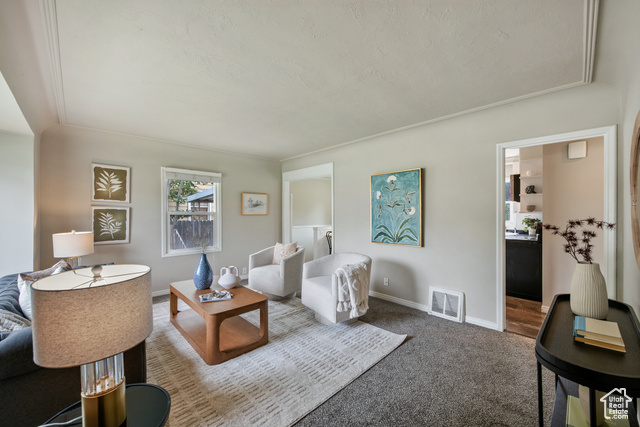 Photo 3 for MLS #2100910 at 1980 E Downington