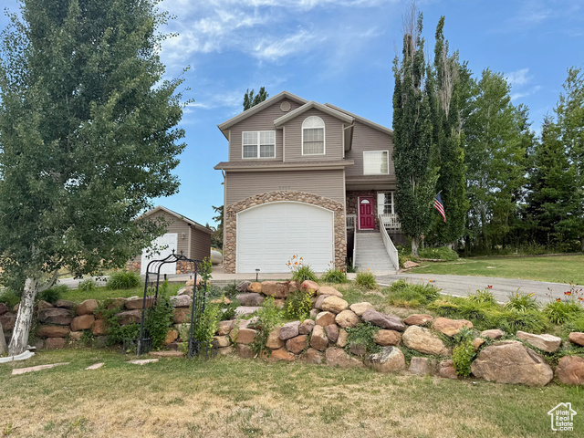2565 S COUNTRY CLUB DR, Garden City UT 84028