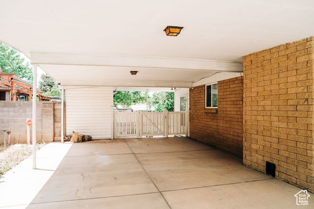 Photo 2 for MLS #2100932 at 522 S 640 West