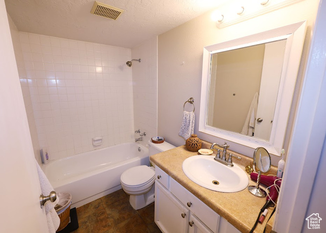 Photo 9 for MLS #2100951 at 1486 E Foxboro Dr  #1