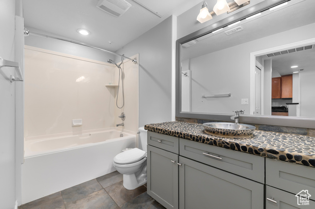Photo 9 for MLS #2101008 at 5 S 500 West #712