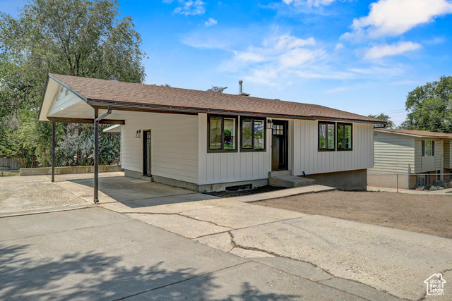 Photo 30 for MLS #2101034 at 9420 S Streatham Rd