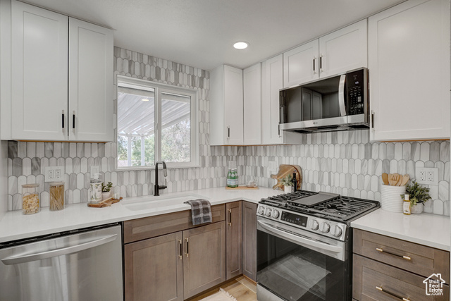 Photo 8 for MLS #2101034 at 9420 S Streatham Rd