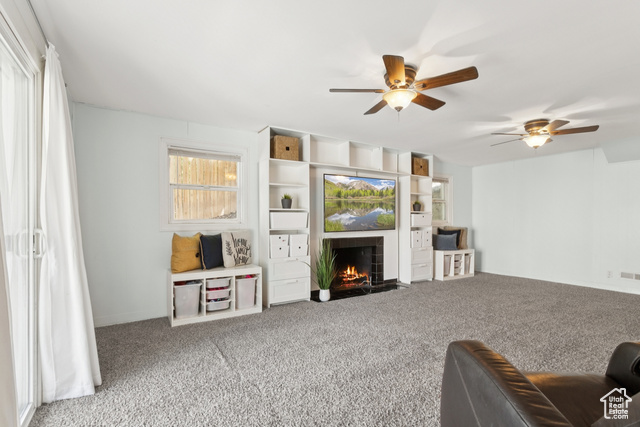 Photo 38 for MLS #2101043 at 1925 E Hillcrest Ave
