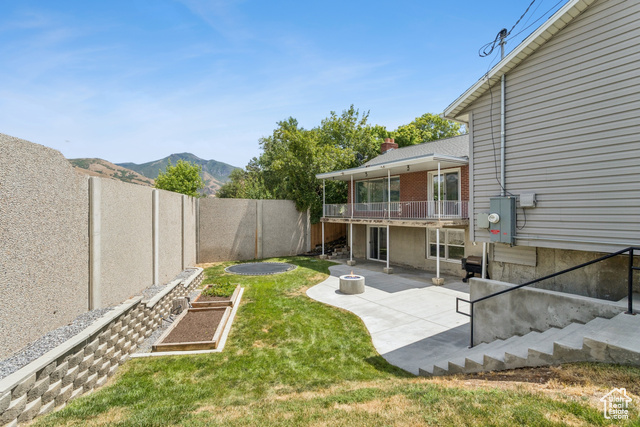 Photo 55 for MLS #2101043 at 1925 E Hillcrest Ave