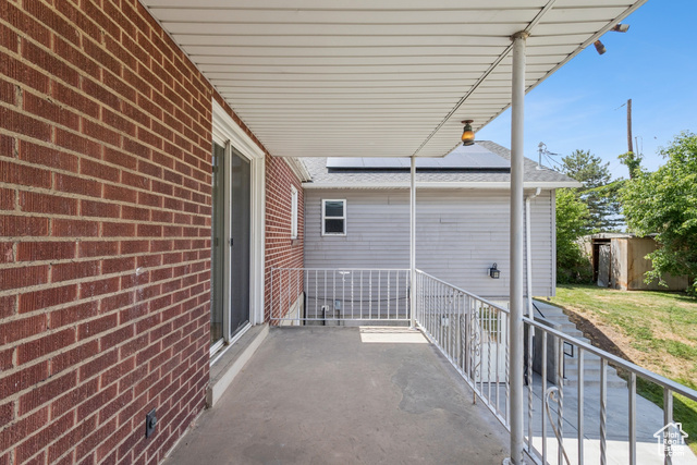 Photo 46 for MLS #2101043 at 1925 E Hillcrest Ave