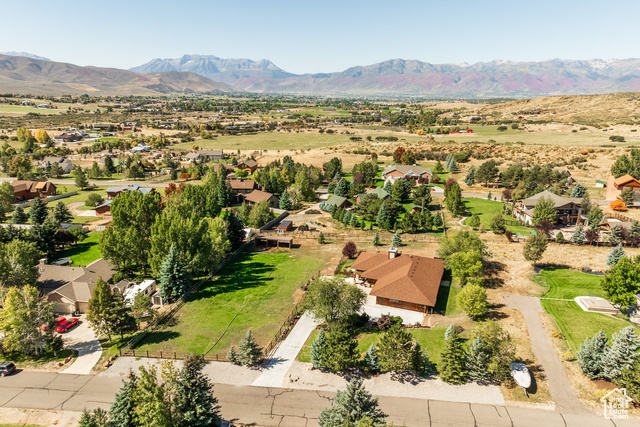 Photo 49 for MLS #2101057 at 851 Lake Creek Way