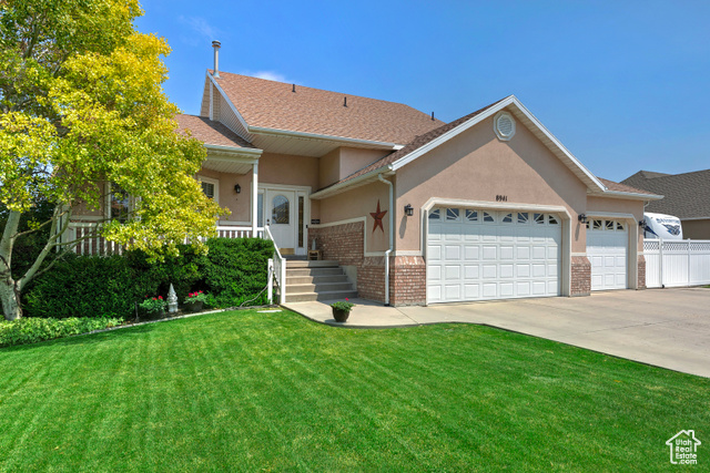 8941 S SUN LEAF DR, West Jordan UT 84088
