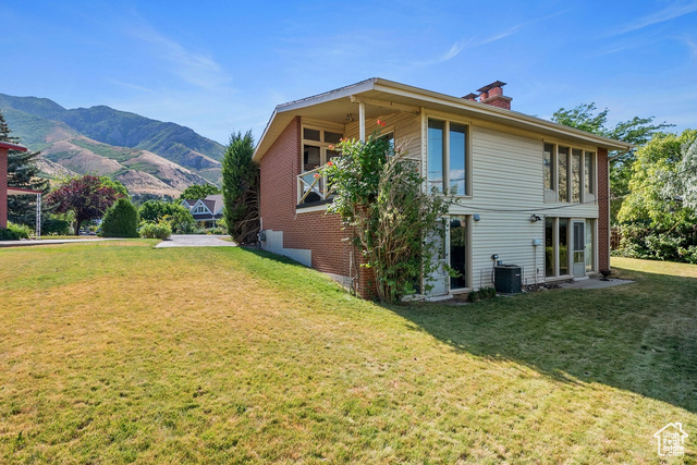 3315 E LARCHMONT DR, Salt Lake City UT 84109