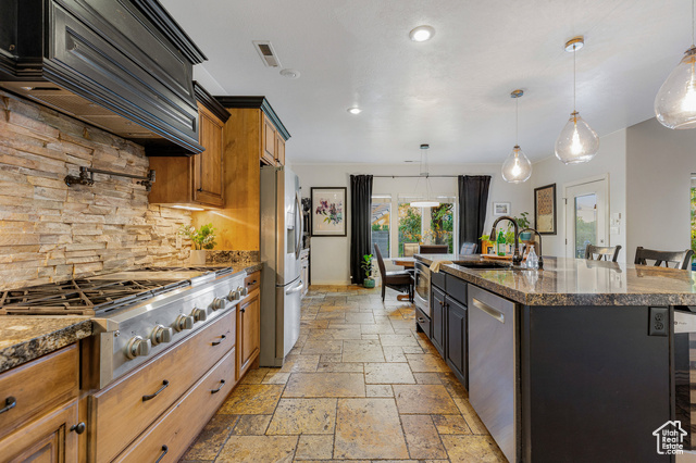 Photo 18 for MLS #2101088 at 1707 W Shivwits Dr