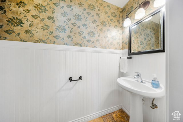 Photo 32 for MLS #2101088 at 1707 W Shivwits Dr