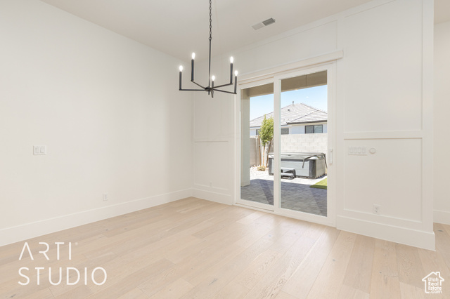 Photo 10 for MLS #2101102 at 2979 E Alderann St