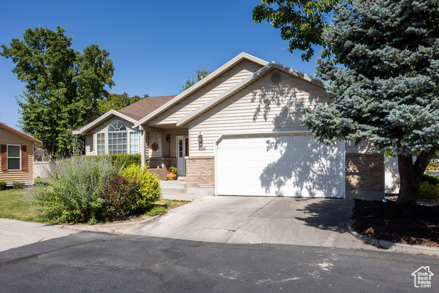 863 E APPLE PARK WAY, Salt Lake City UT 84106