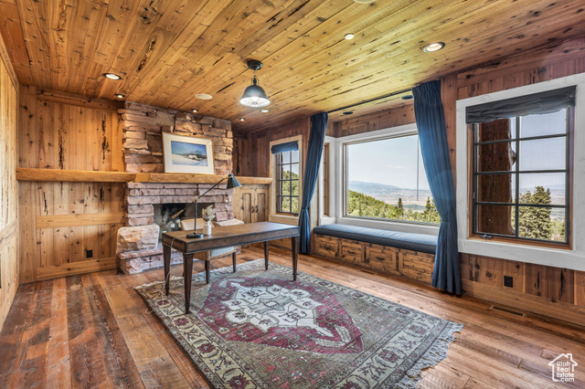 Photo 17 for MLS #2101111 at 2500 W White Pine Ln