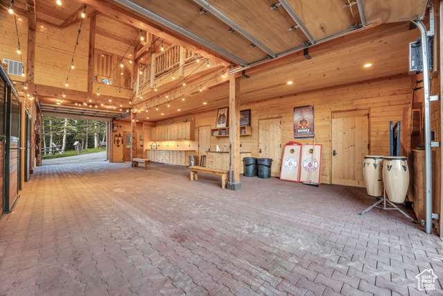 Photo 32 for MLS #2101111 at 2500 W White Pine Ln