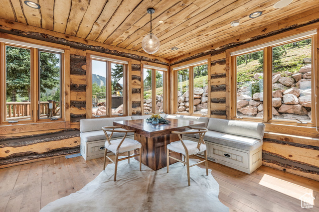 Photo 9 for MLS #2101111 at 2500 W White Pine Ln