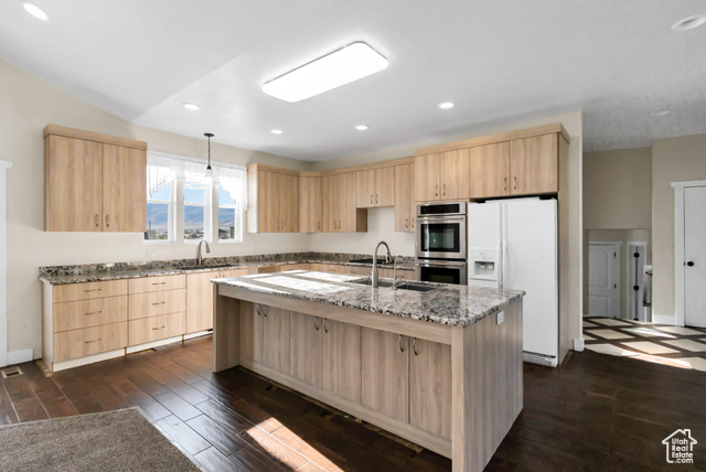 Photo 12 for MLS #2101116 at 1103 N Brooklyn Rd