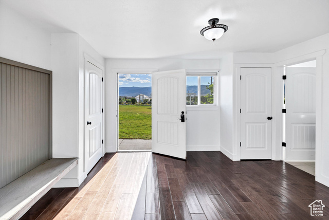 Photo 37 for MLS #2101116 at 1103 N Brooklyn Rd