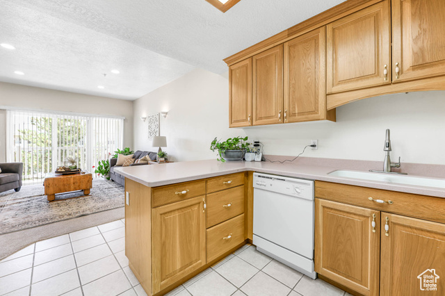 Photo 15 for MLS #2101125 at 11025 S Grapevine Cv #B205