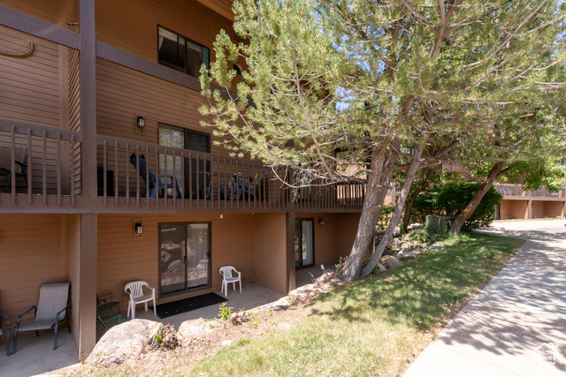 Photo 24 for MLS #2101135 at 3615 N Wolf Lodge Dr  #105