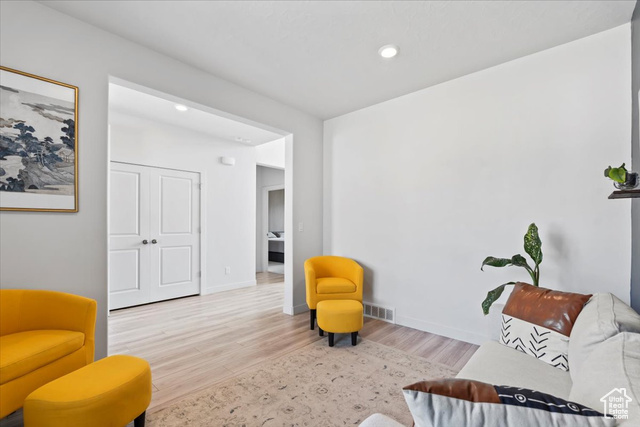 Photo 6 for MLS #2101154 at 1993 S 2050 West