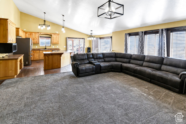 Photo 17 for MLS #2101162 at 893 N Indian Hills Dr