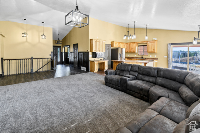 Photo 12 for MLS #2101162 at 893 N Indian Hills Dr